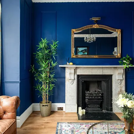 Stunning Clifton Flat-parking-by Fabaccommodation Apartmán Bristol