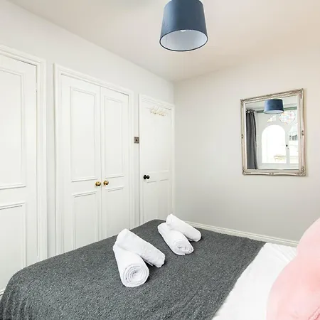 Stunning Clifton Flat-parking-by Fabaccommodation Apartmán *