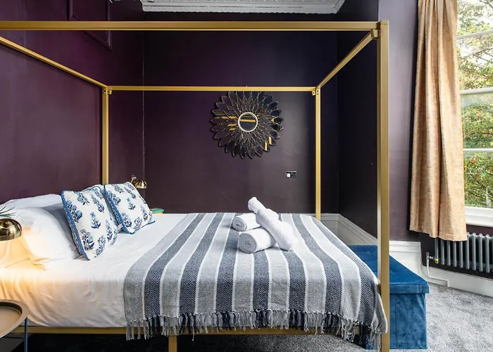 Stunning Clifton Flat-parking-by Fabaccommodation Apartamento *