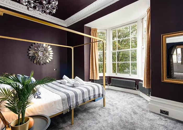 Stunning Clifton Flat-parking-by Fabaccommodation Apartamento Bristol